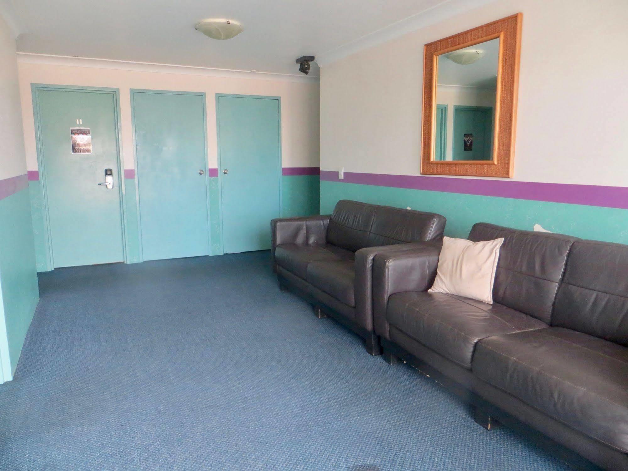Aquarius Gold Coast Hostel Eksteriør bilde
