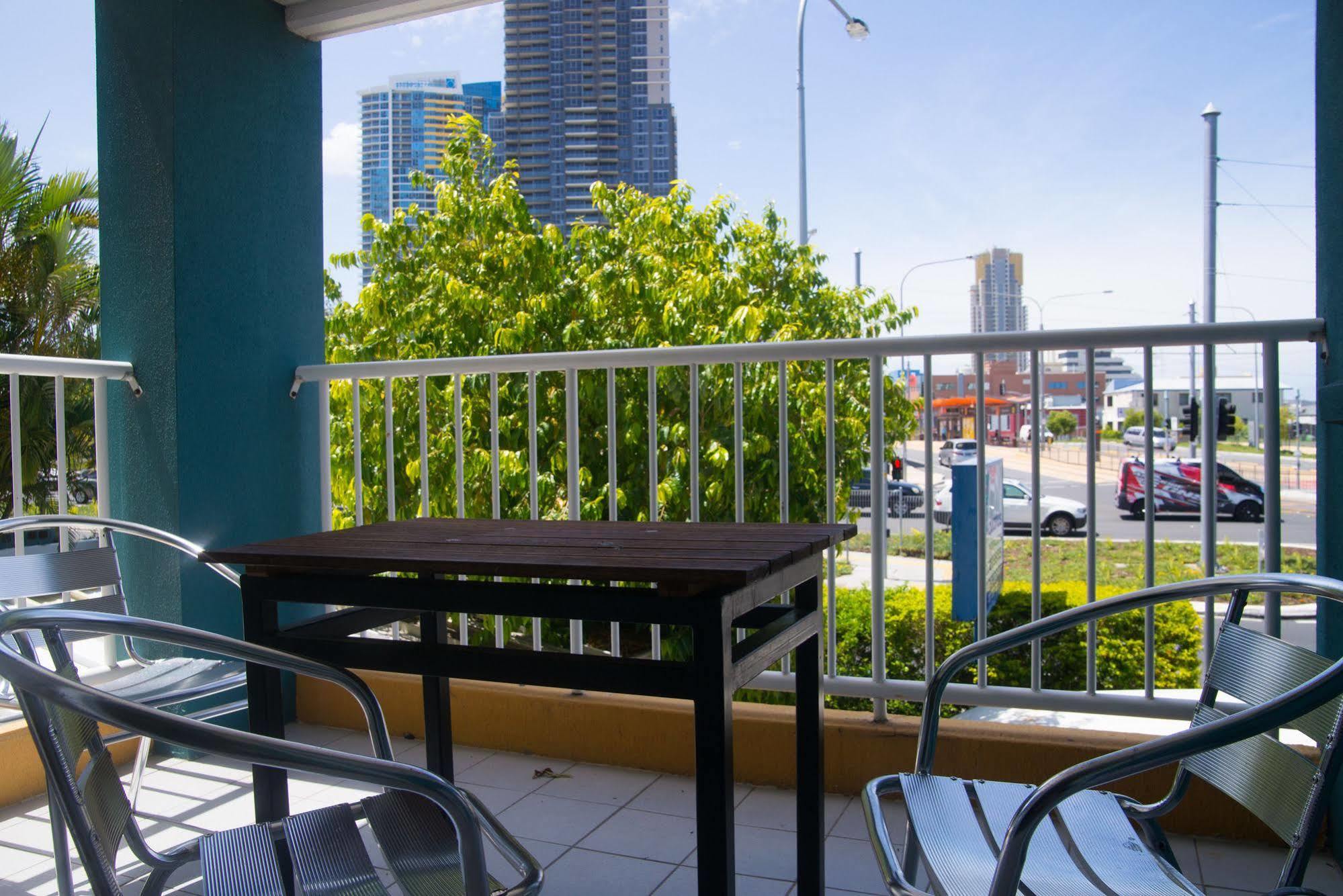 Aquarius Gold Coast Hostel Eksteriør bilde
