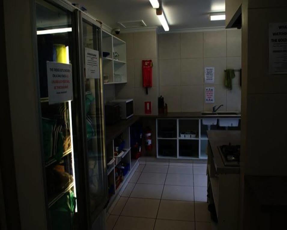 Aquarius Gold Coast Hostel Eksteriør bilde